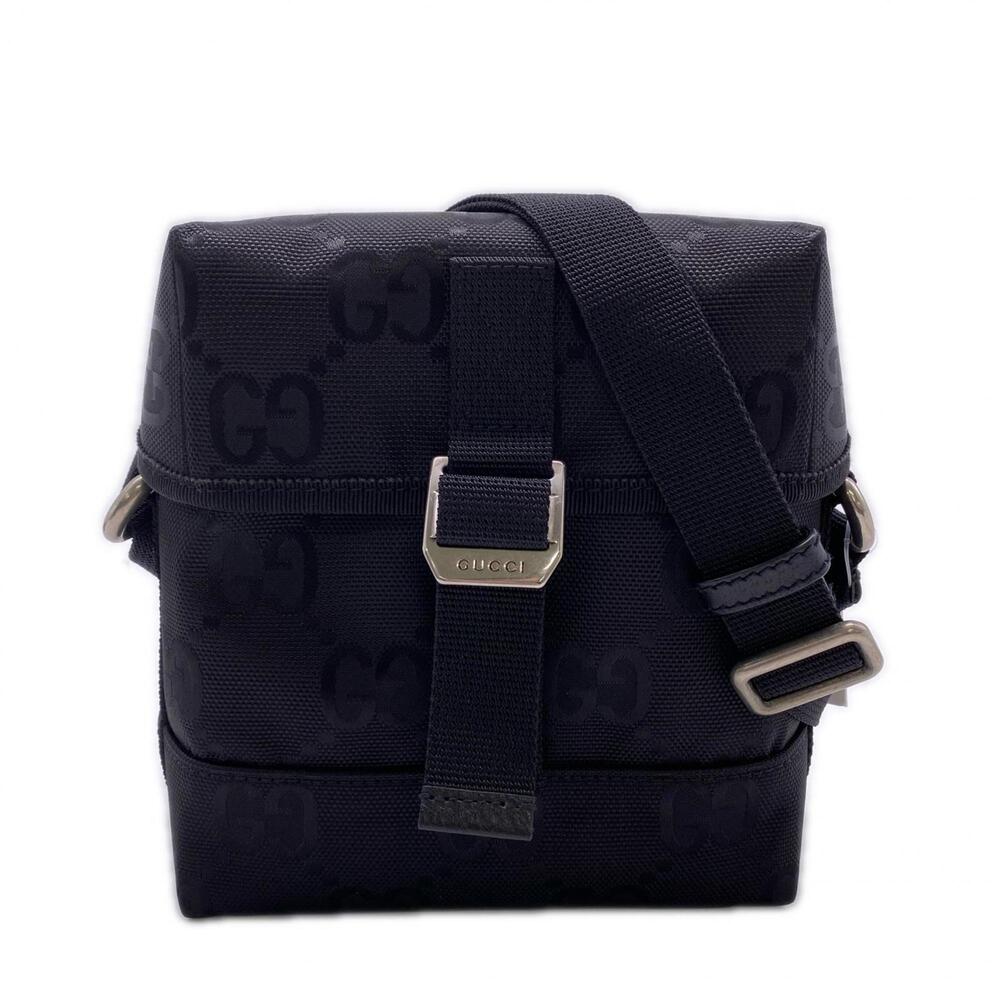 GUCCI Authentic Black Shoulder Bag